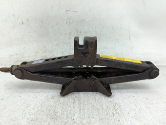 compare product 2011 Toyota Camry Spare Scissor Car Jack 1431597
