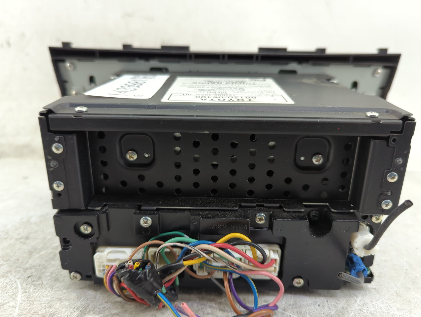 2010-2011 Toyota Camry Radio AM FM Cd Player Receiver Replacement P/N:86120-06480 123000-1800F101, PH409407 Fits Fits 2010 2