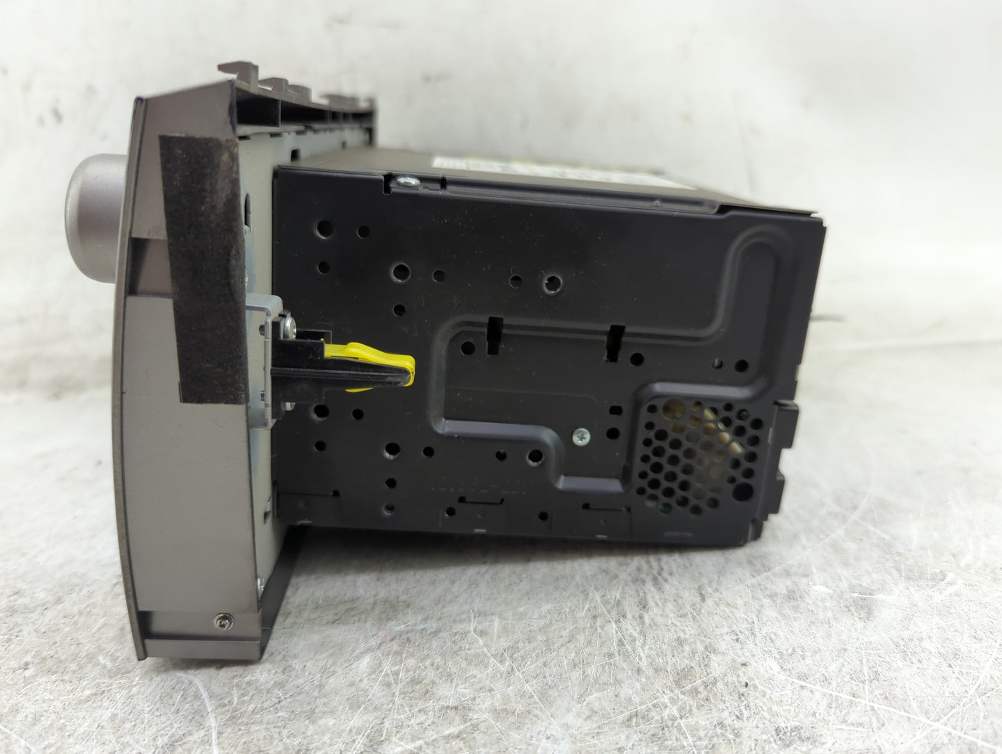 2010-2011 Toyota Camry Radio AM FM Cd Player Receiver Replacement P/N:86120-06480 123000-1800C101, PG818237 Fits Fits 2010 2