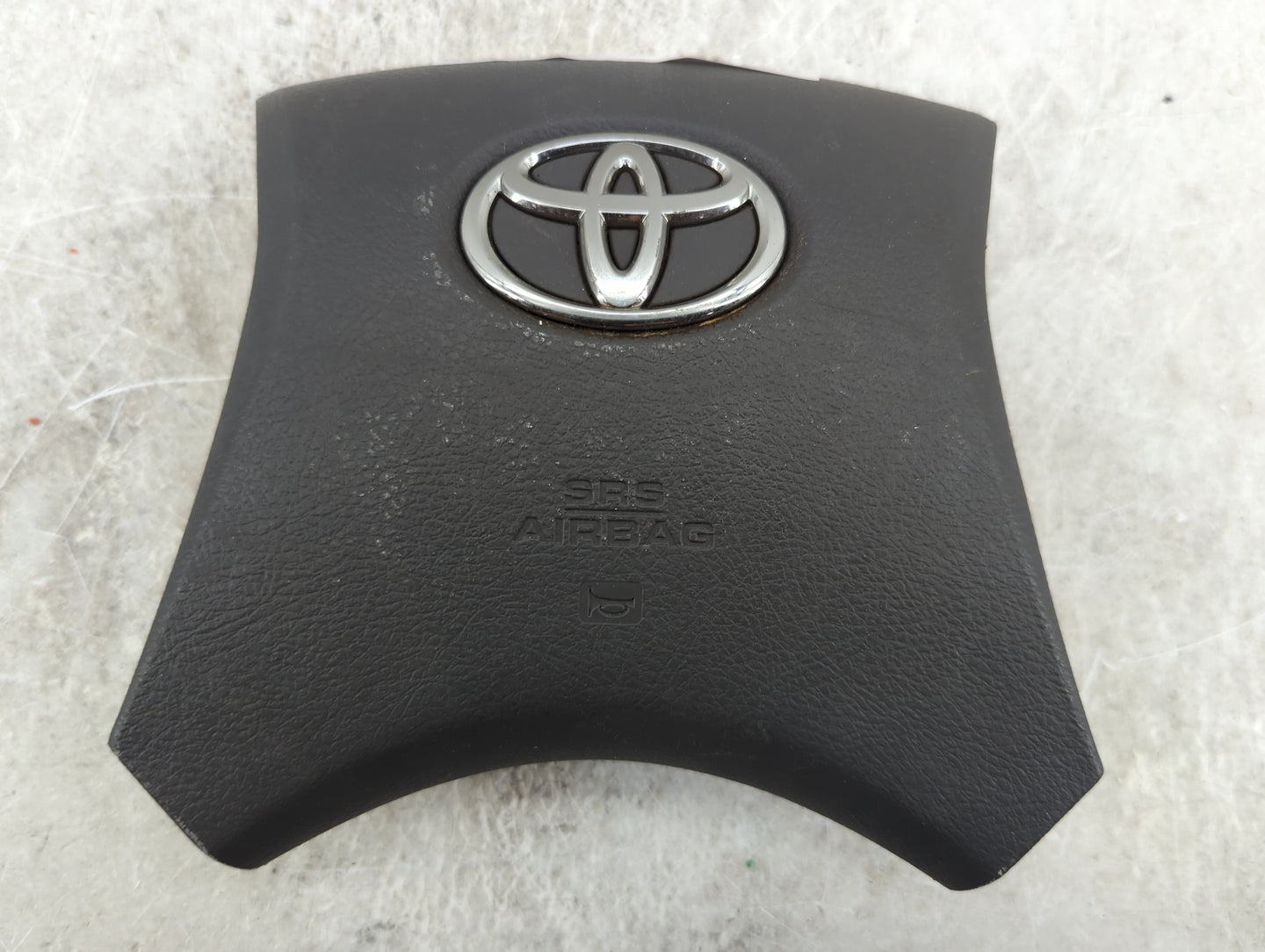 2011 Toyota Camry Air Bag Driver Left Steering Wheel Mounted Fits OEM Used Auto Parts - Oemusedautoparts1.com
