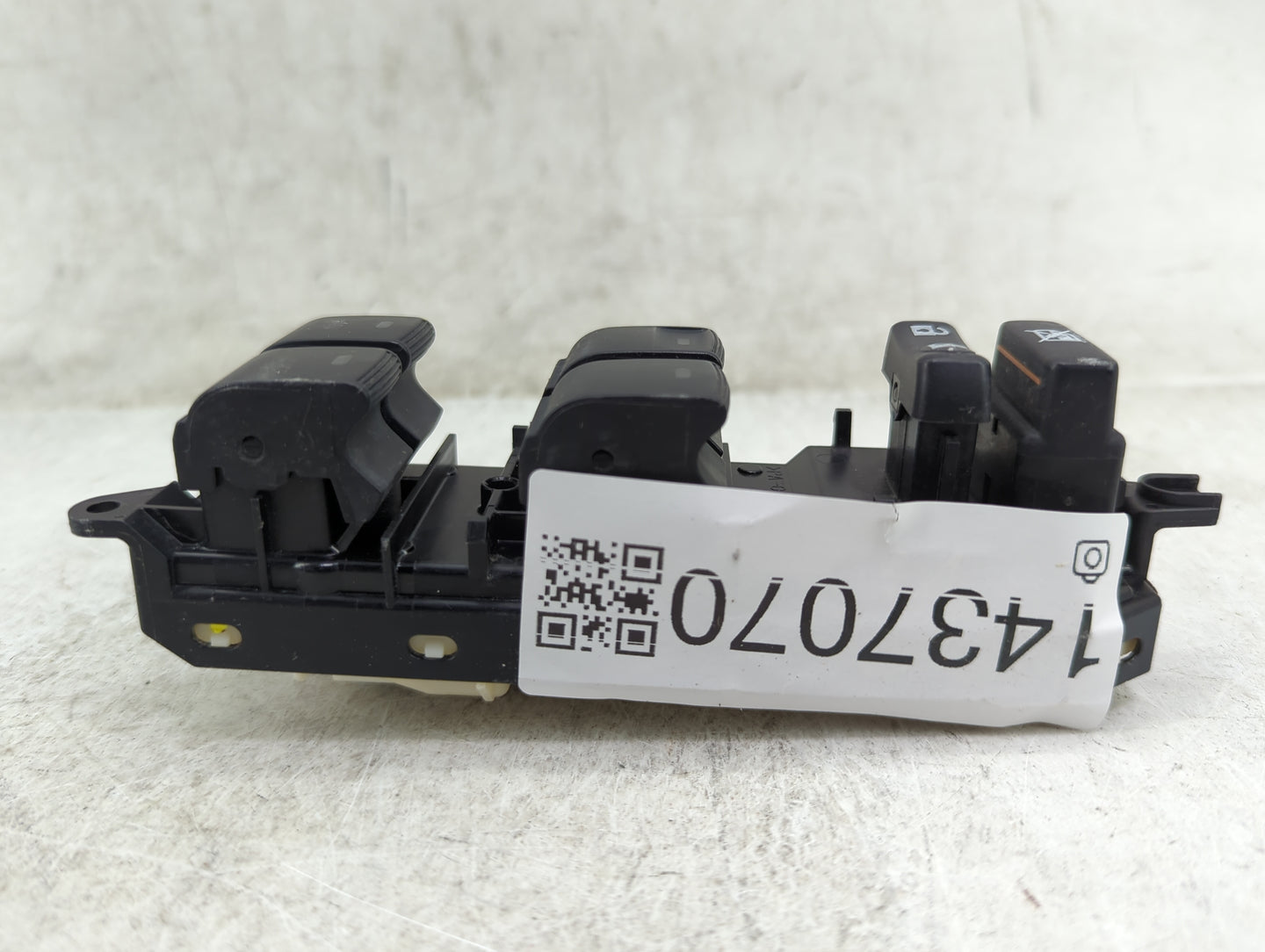 2010-2011 Toyota Camry Master Power Window Switch Replacement Driver Side Left P/N:515512 Fits OEM Used Auto Parts - Oemused