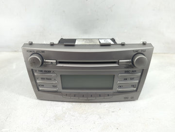 2010-2011 Toyota Camry Radio AM FM Cd Player Receiver Replacement P/N:86120-06480 Fits Fits 2010 2011 OEM Used Auto Parts - 