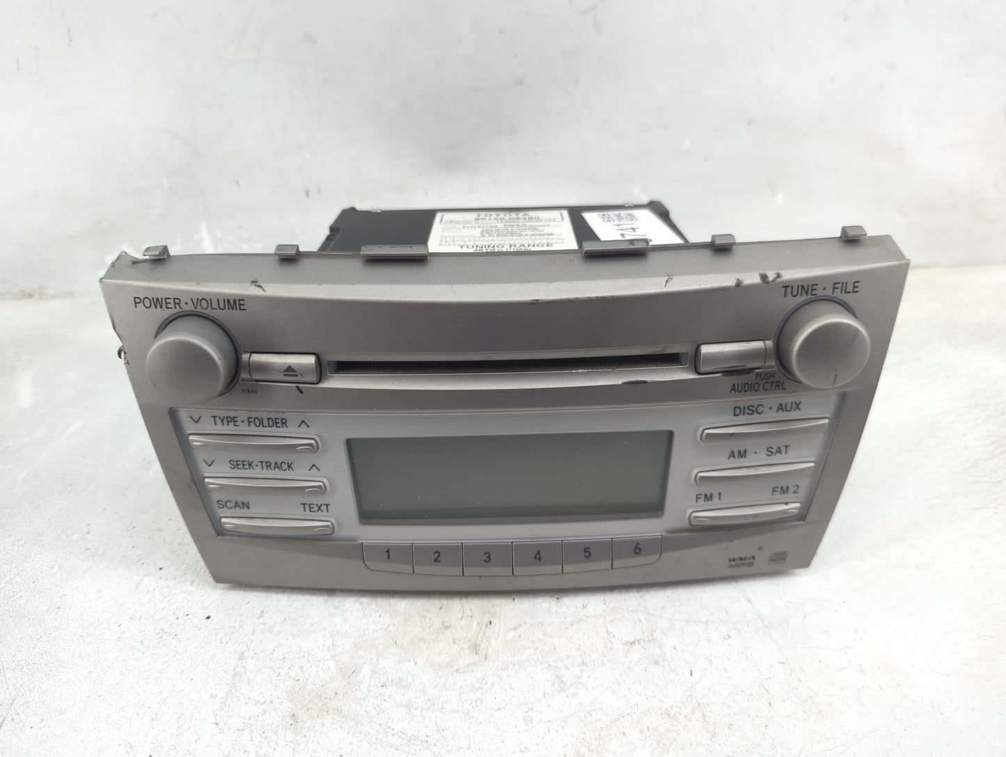 2010-2011 Toyota Camry Radio AM FM Cd Player Receiver Replacement P/N:86120-06480 Fits OEM Used Auto Parts - Oemusedautopart