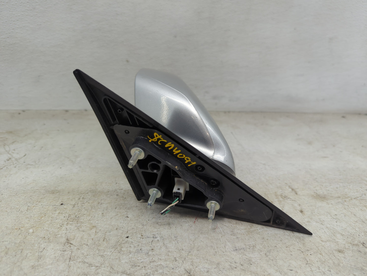 2007-2011 Toyota Camry Driver Side View Mirror - Left Door Mirror OEM Used - Oemusedautoparts1.com