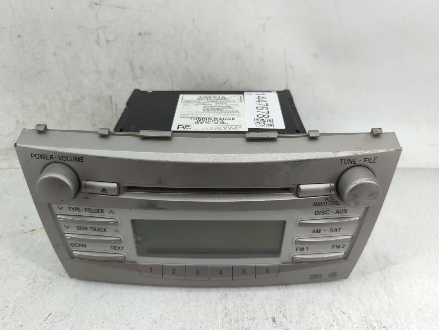 2010-2011 Toyota Camry Radio AM FM Cd Player Receiver Replacement P/N:86120-06480 123000-1800B101 Fits Fits 2010 2011 OEM Us