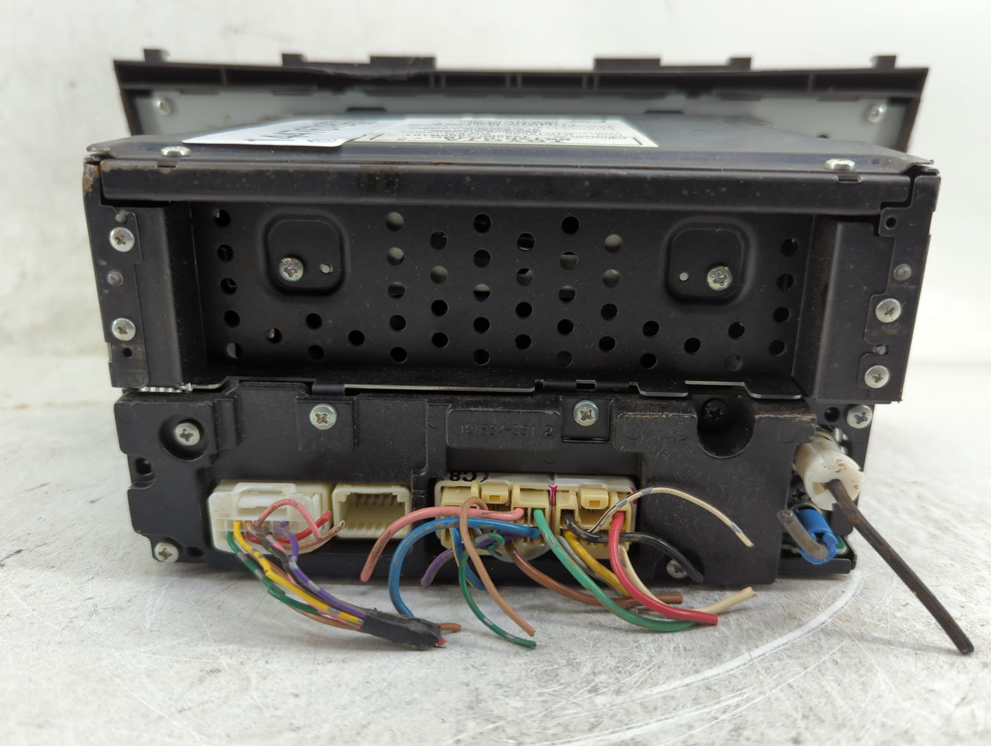 2010-2011 Toyota Camry Radio AM FM Cd Player Receiver Replacement P/N:86120-06480 123000-1800B101 Fits Fits 2010 2011 OEM Us