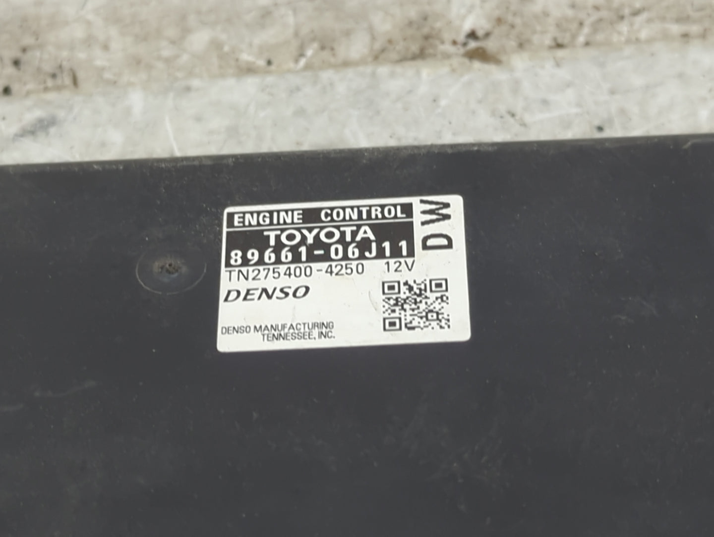 2010-2011 Toyota Camry PCM Engine Control Computer ECU ECM PCU OEM P/N:89661-06J11 TN275400-4250 Fits Fits 2010 2011 OEM Use