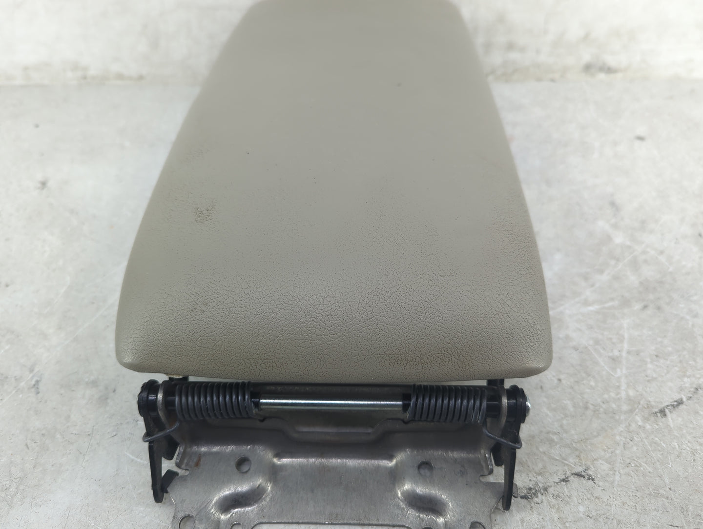 2011 Toyota Camry Center Floor Console Tan - Oemusedautoparts1.com