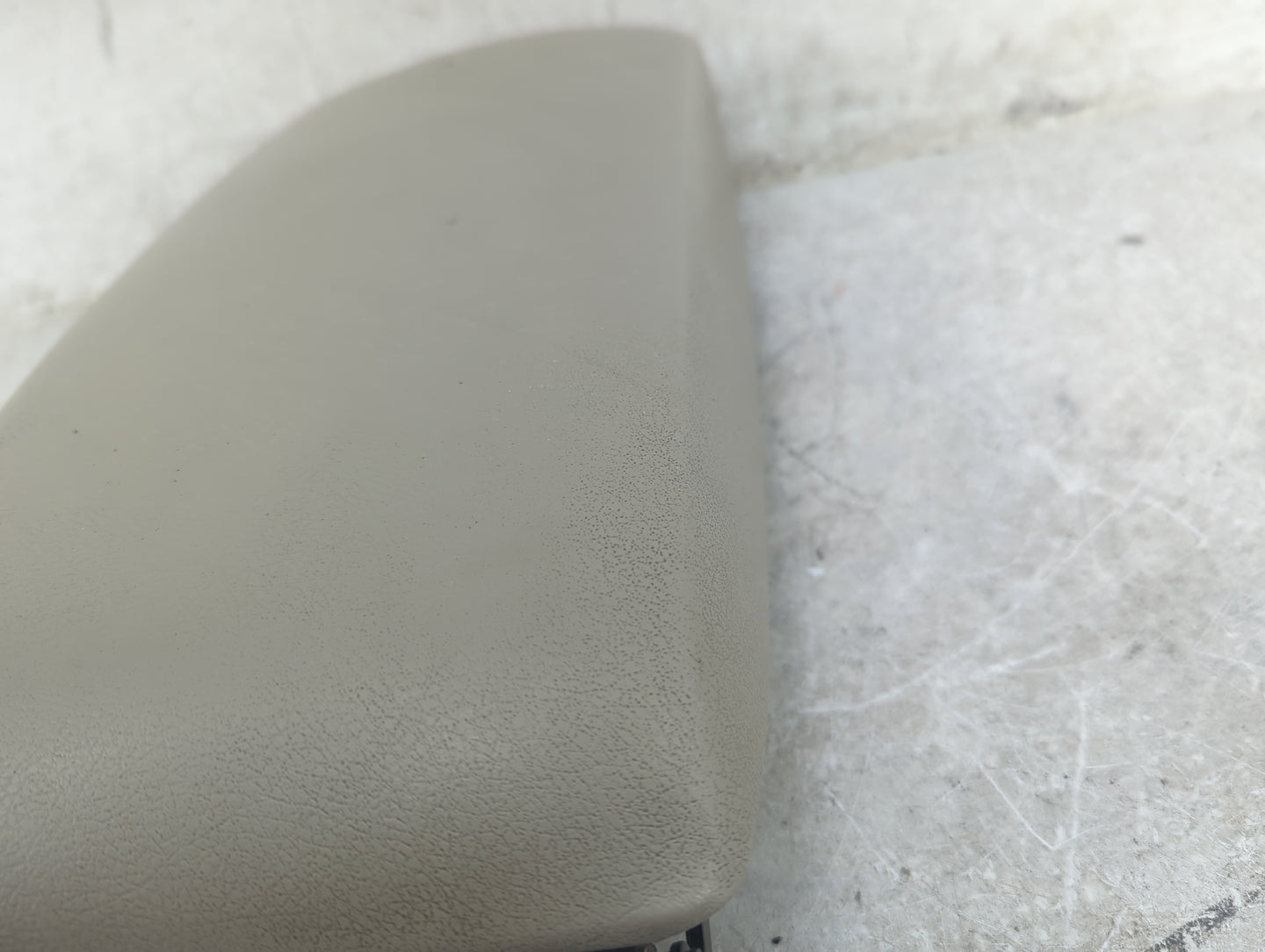 2011 Toyota Camry Center Floor Console Tan - Oemusedautoparts1.com
