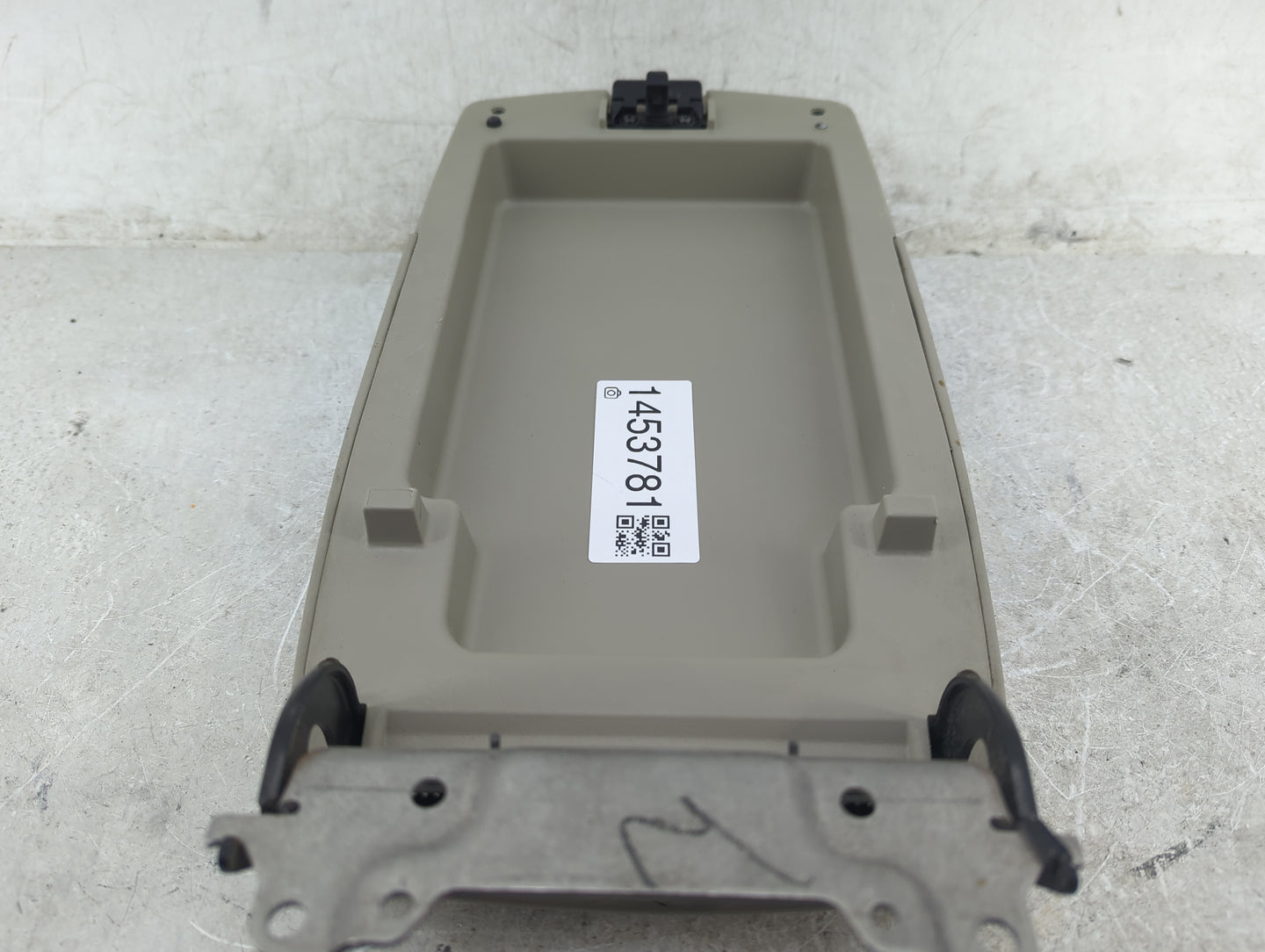 2011 Toyota Camry Center Floor Console Tan - Oemusedautoparts1.com