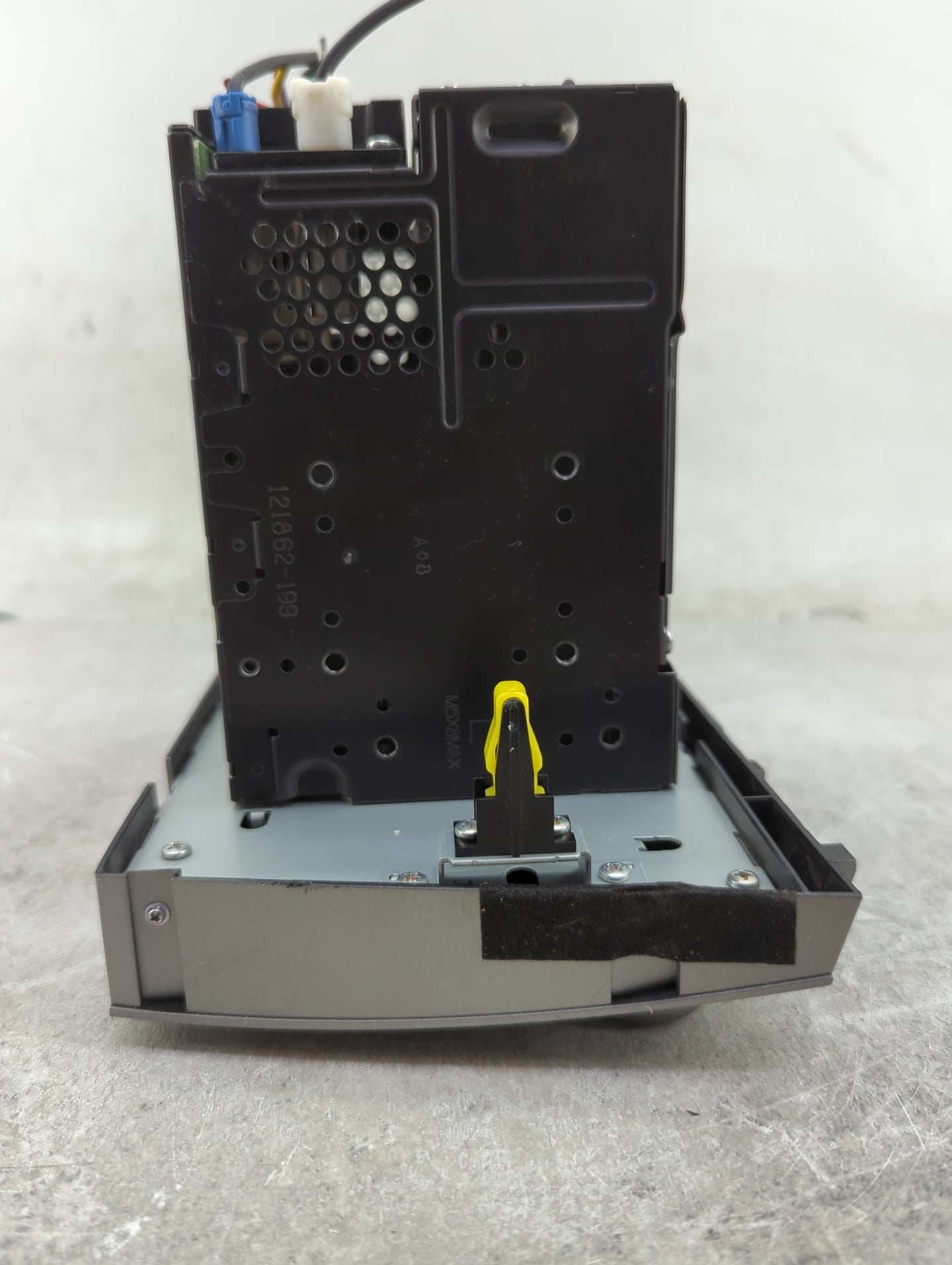 2010-2011 Toyota Camry Radio AM FM Cd Player Receiver Replacement P/N:86120-06480 Fits Fits 2010 2011 OEM Used Auto Parts - 