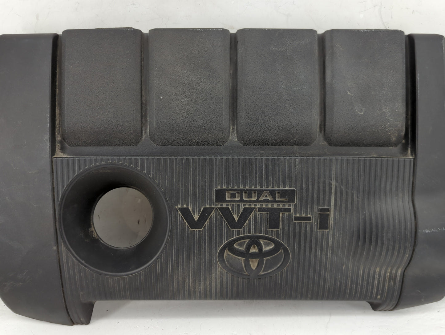 2011 Toyota Camry Engine Cover 1457896 - Oemusedautoparts1.com