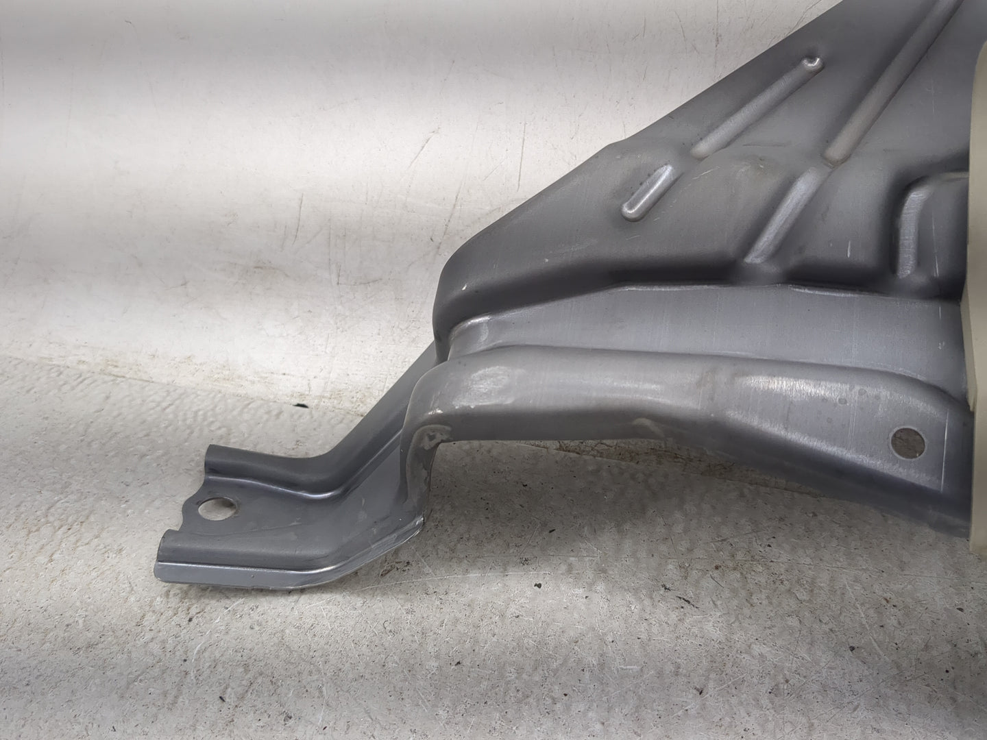 2011 Toyota Camry Driver Knee Assembly Oem Tan - Oemusedautoparts1.com
