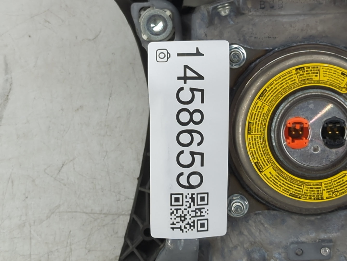 2011 Toyota Camry Air Bag Driver Left Steering Wheel Mounted 1458659 - Oemusedautoparts1.com