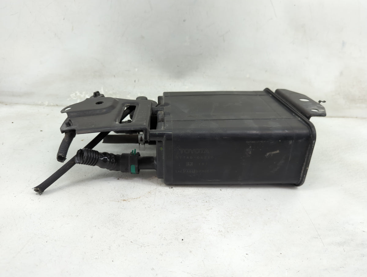 2011 Toyota Camry Fuel Vapor Charcoal Canister 1462493 - Oemusedautoparts1.com