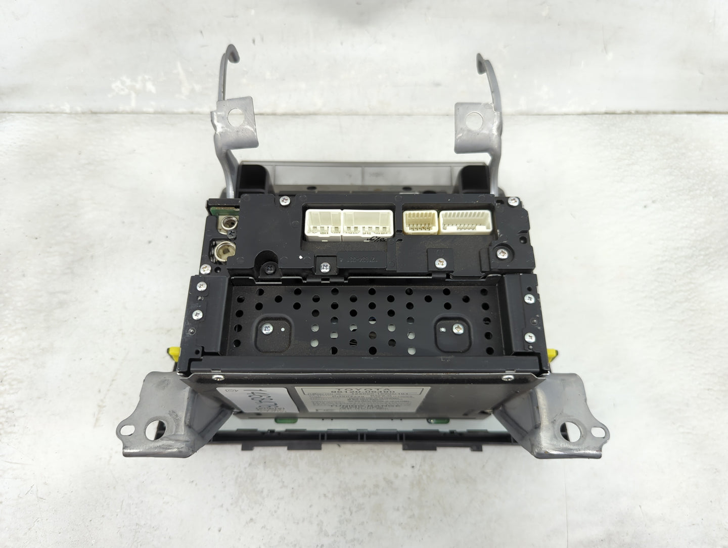2010-2011 Toyota Camry Radio AM FM Cd Player Receiver Replacement P/N:86120-06480 123000-1800C101 Fits Fits 2010 2011 OEM Us