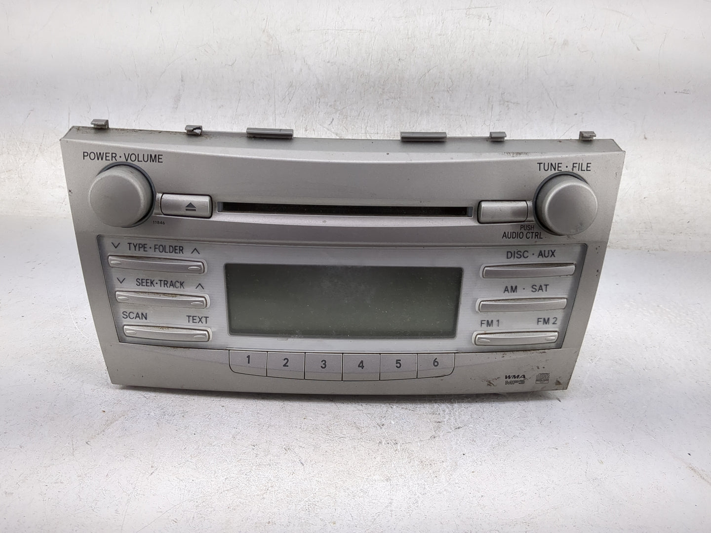 2010-2011 Toyota Camry Radio AM FM Cd Player Receiver Replacement P/N:86120-06480 123000-1800B101 Fits Fits 2010 2011 OEM Us