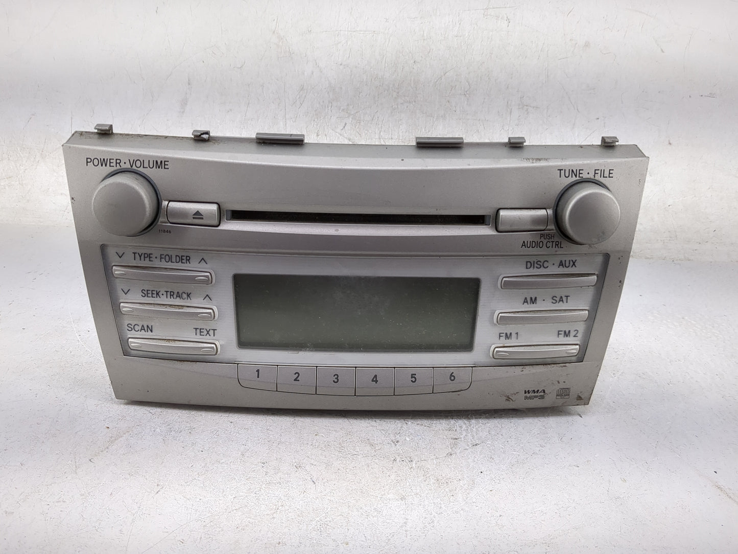 2010-2011 Toyota Camry Radio AM FM Cd Player Receiver Replacement P/N:86120-06480 123000-1800B101 Fits Fits 2010 2011 OEM Us