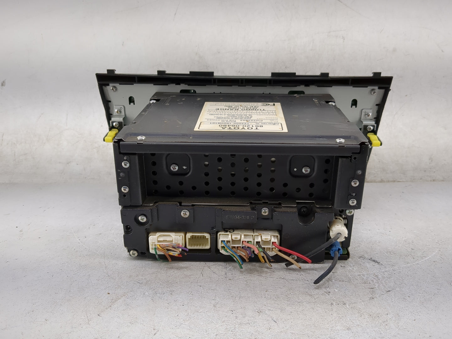 2010-2011 Toyota Camry Radio AM FM Cd Player Receiver Replacement P/N:86120-06480 123000-1800B101 Fits Fits 2010 2011 OEM Us