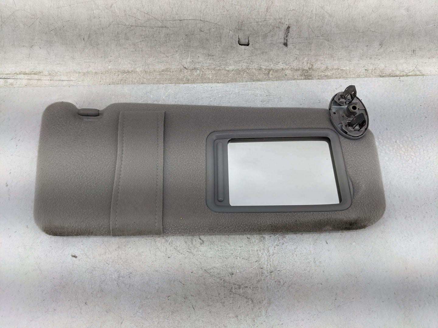 2007-2011 Toyota Camry Sun Visor Shade Replacement Passenger Right Mirror Fits Fits 2007 2008 2009 2010 2011 OEM Used Auto P