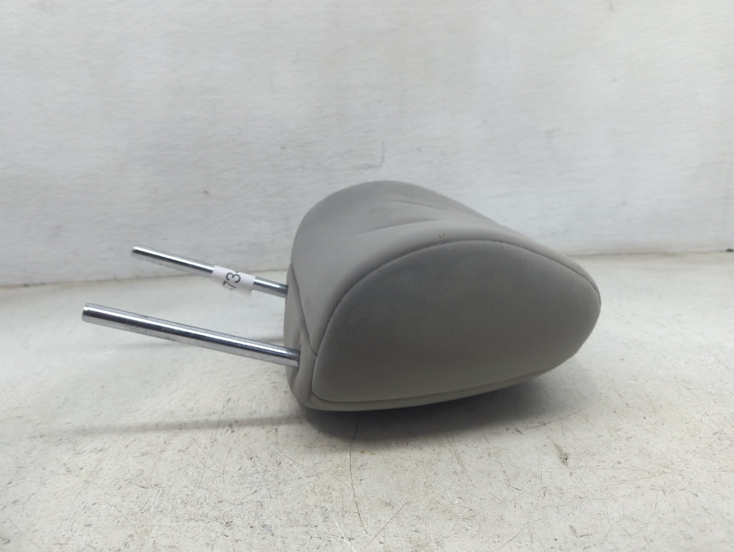 2011 Toyota Camry Headrest Head Rest Front Driver Seat Gray 1473401 - Oemusedautoparts1.com