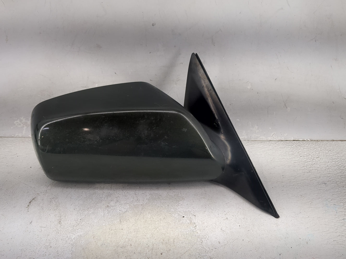 2007-2011 Toyota Camry Passenger Side View Mirror - Right Door Mirror OEM Used - Oemusedautoparts1.com