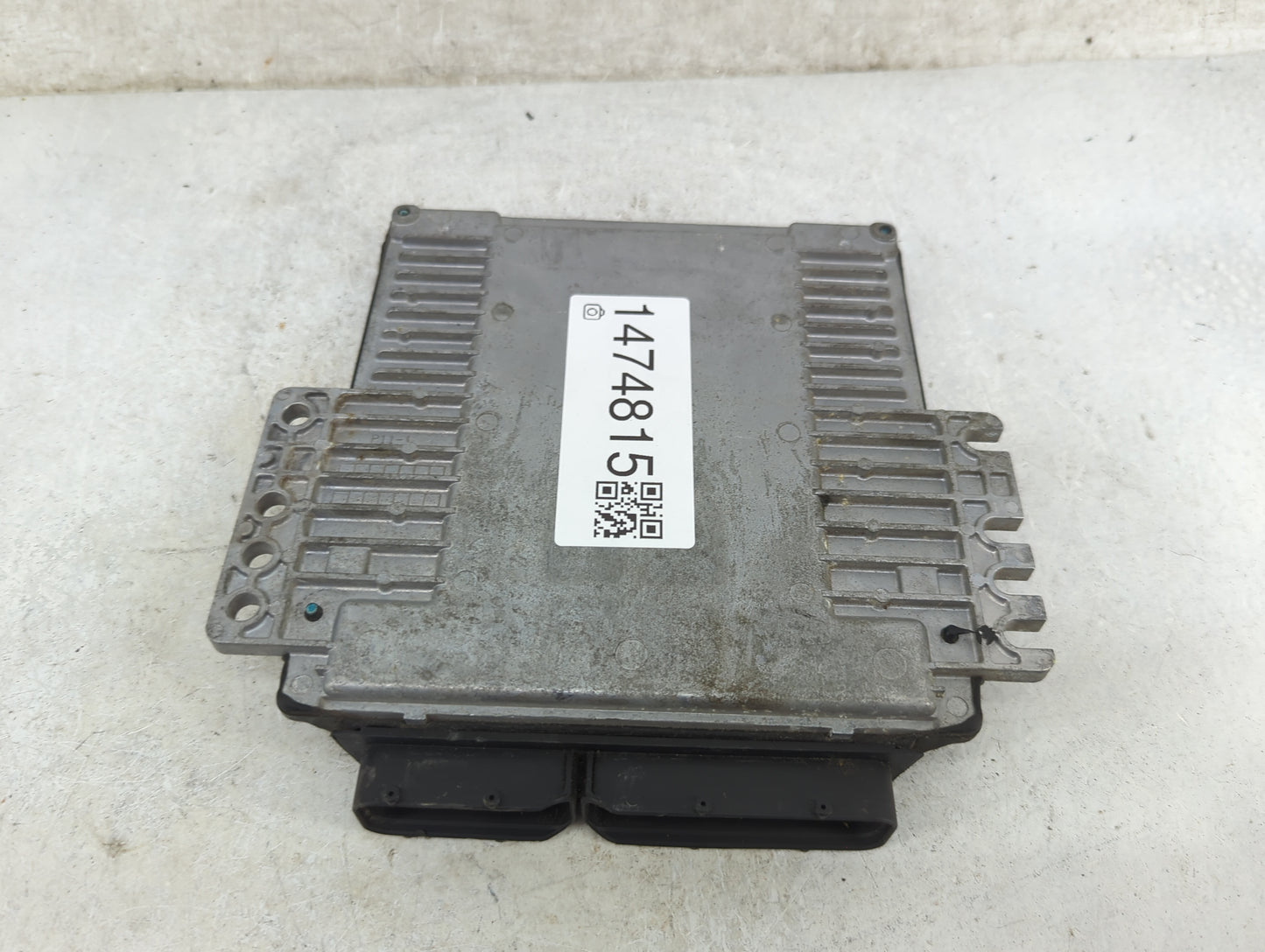 2010-2011 Toyota Camry PCM Engine Control Computer ECU ECM PCU OEM P/N:MEC84-100 Fits Fits 2010 2011 OEM Used Auto Parts - O