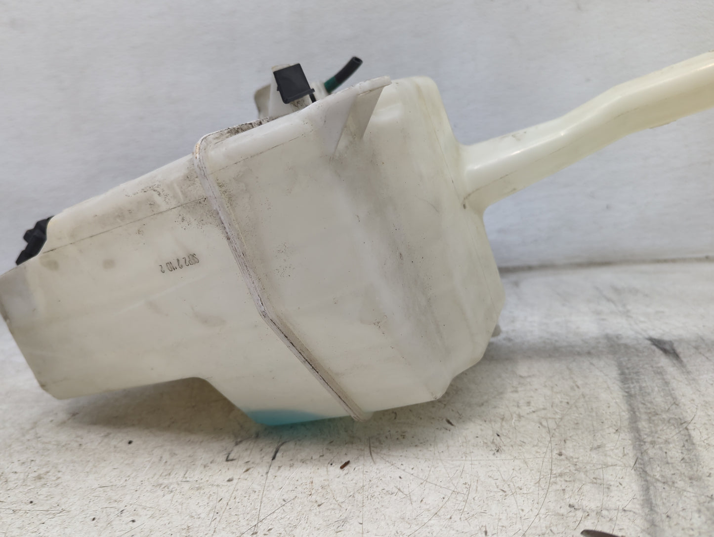 2007-2011 Toyota Camry Windshield Washer Fluid Reservoir Bottle 1482222 - Oemusedautoparts1.com