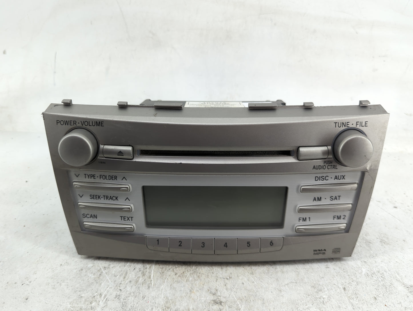 2010-2011 Toyota Camry Radio AM FM Cd Player Receiver Replacement P/N:121862-196 05A110038C6CF Fits Fits 2010 2011 OEM Used 