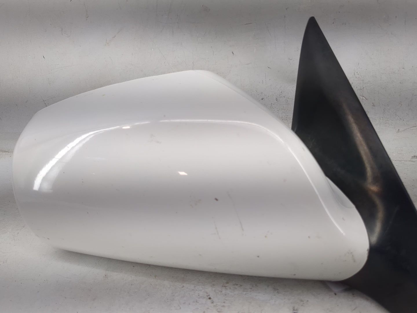 2007-2011 Toyota Camry Passenger Side View Mirror - Right Door Mirror OEM Used - Oemusedautoparts1.com