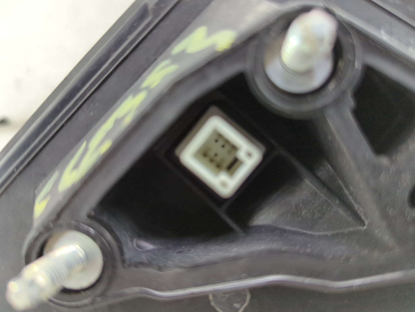 2007-2011 Toyota Camry Driver Side View Mirror - Left Door Mirror OEM Used - Oemusedautoparts1.com