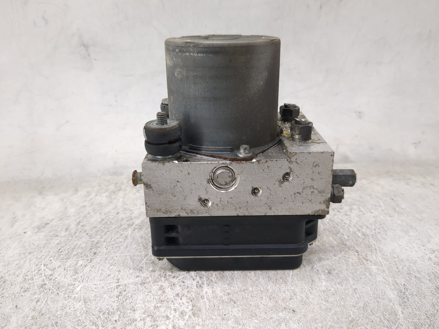 2010-2011 Toyota Camry ABS Pump Control Module Replacement P/N:0265951192 445400650A, 0265230640, 5416L8220210 Fits Fits 201