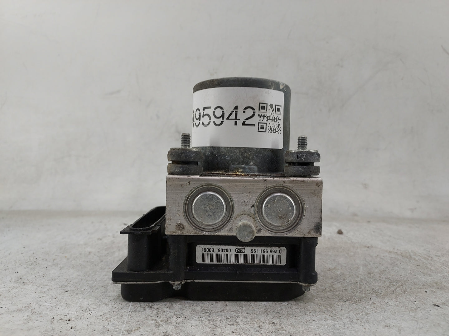 2010-2011 Toyota Camry ABS Pump Control Module Replacement P/N:0265951196 0265231982 Fits Fits 2010 2011 OEM Used Auto Parts