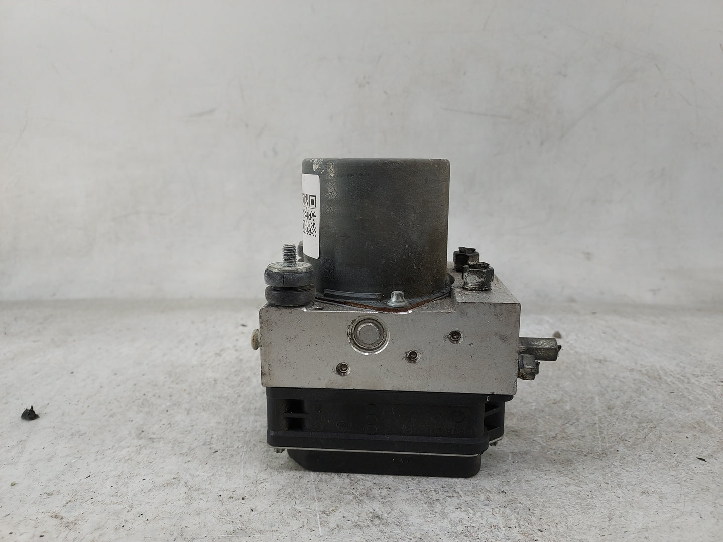 2010-2011 Toyota Camry ABS Pump Control Module Replacement P/N:0265951196 0265231982 Fits Fits 2010 2011 OEM Used Auto Parts