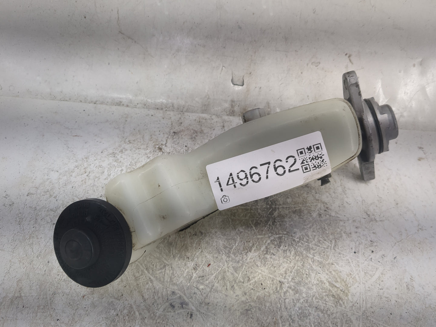 2007-2011 Toyota Camry Brake Master Cylinder 1496762 - Oemusedautoparts1.com
