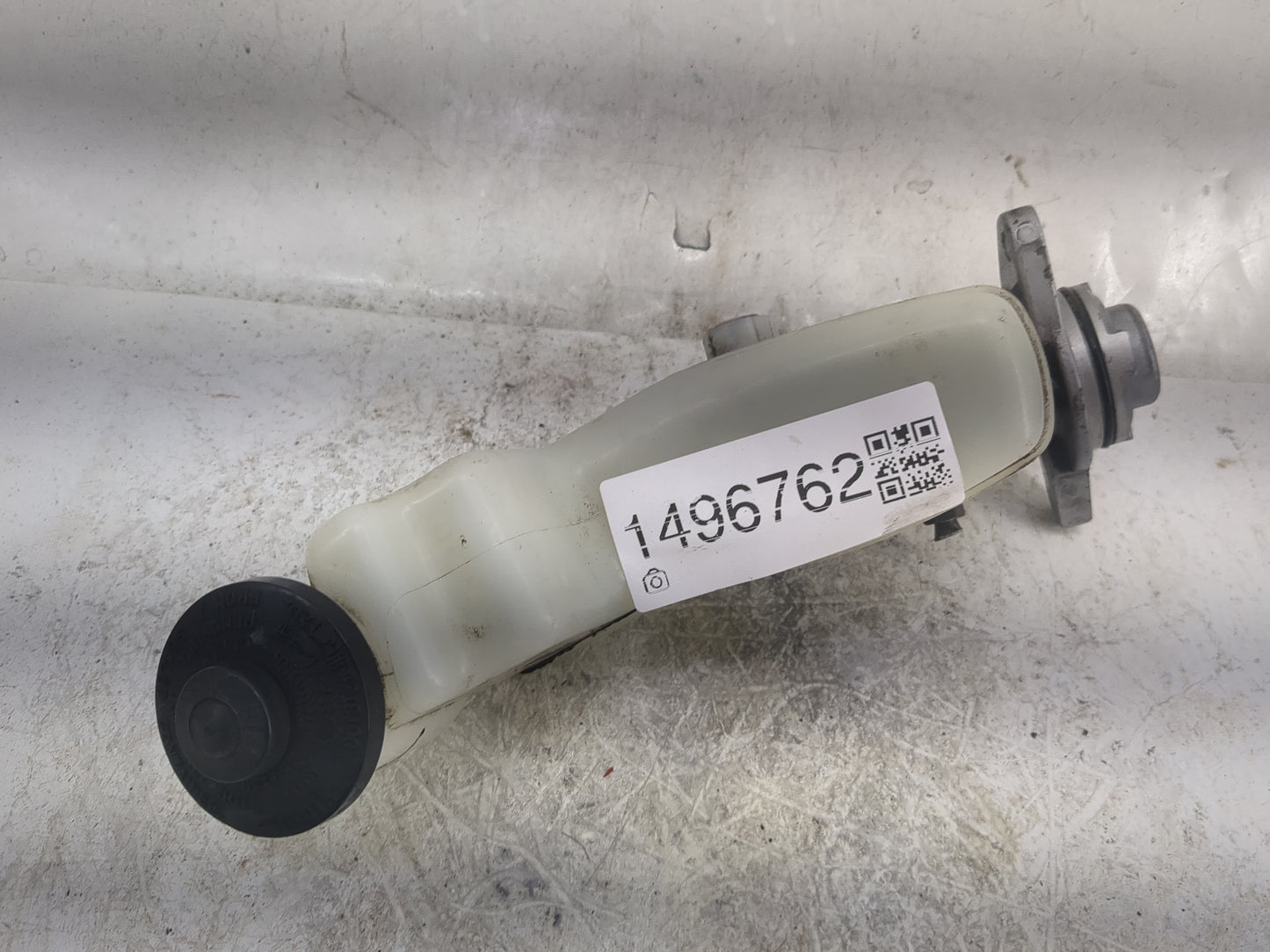 2007-2011 Toyota Camry Brake Master Cylinder 1496762 - Oemusedautoparts1.com
