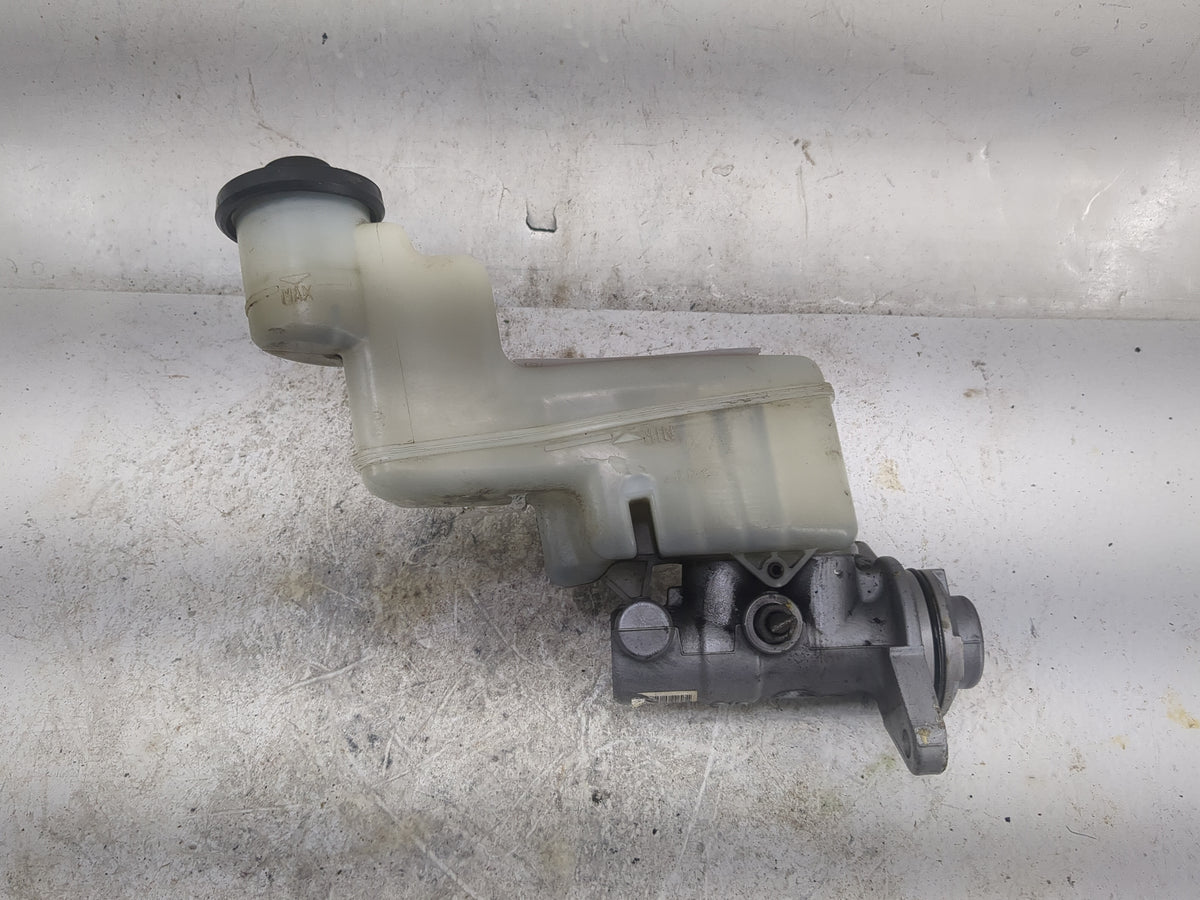 2007-2011 Toyota Camry Brake Master Cylinder 1497024 - Oemusedautoparts1.com
