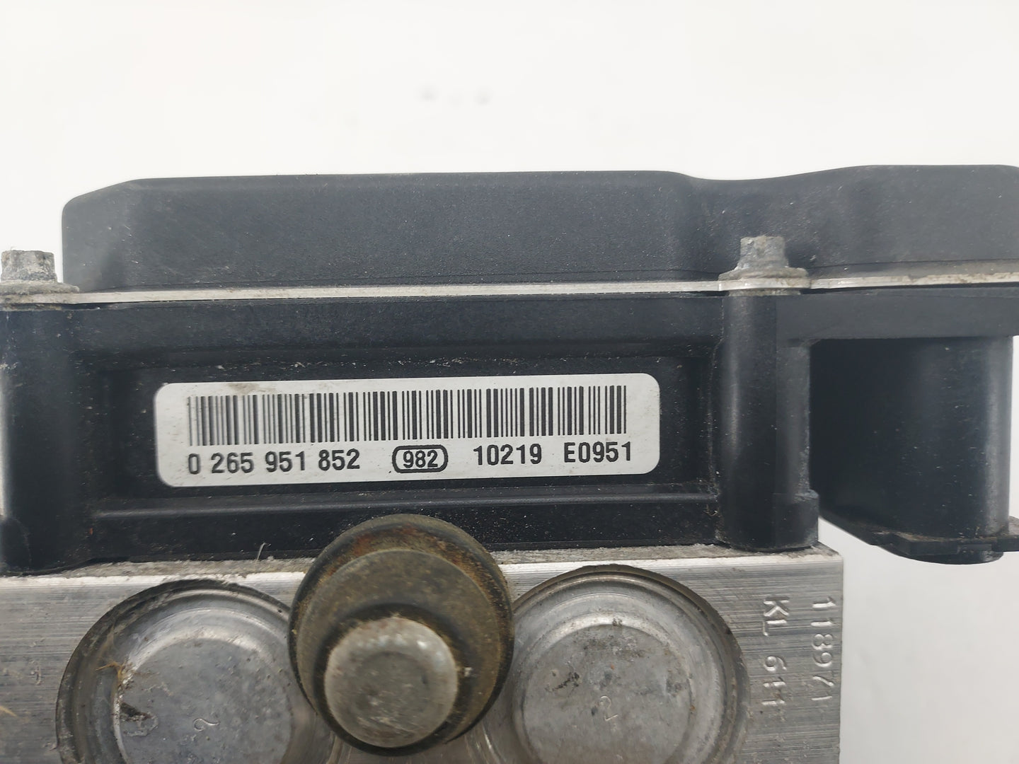 2010-2011 Toyota Camry ABS Pump Control Module Replacement P/N:0265951852 0265231897 Fits Fits 2010 2011 OEM Used Auto Parts