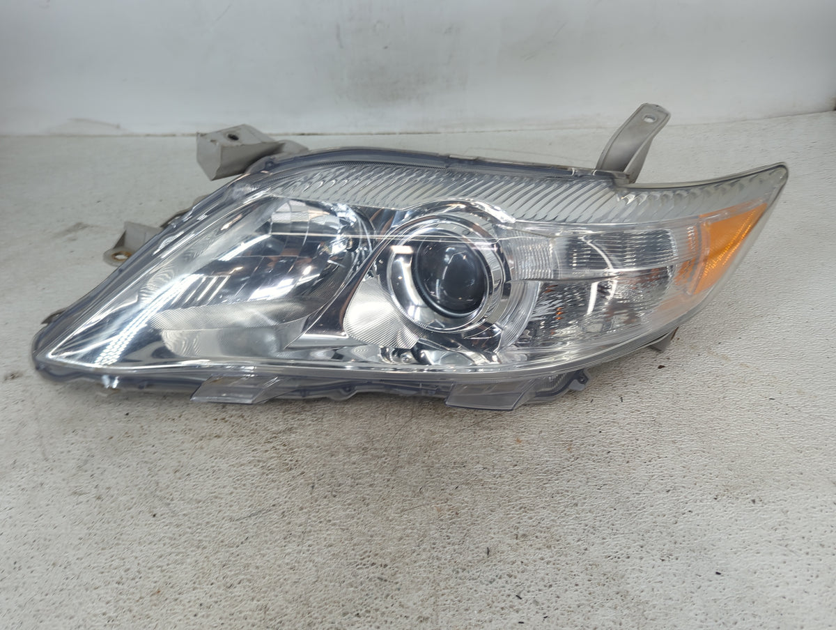 2010-2011 Toyota Camry Driver Left Oem Head Light Headlight Lamp Black - Oemusedautoparts1.com