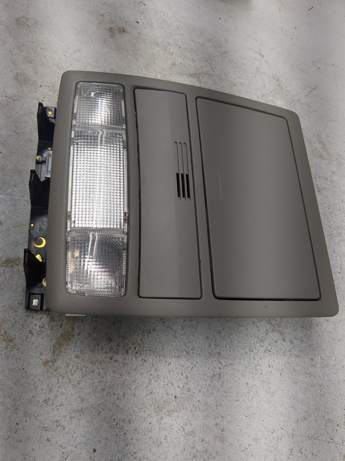 2011 Toyota Camry Overhead Roof Console Tan 1510737 - Oemusedautoparts1.com