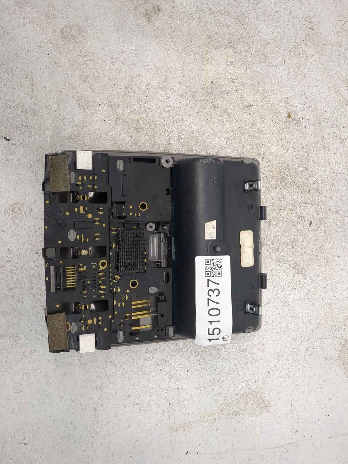 2011 Toyota Camry Overhead Roof Console Tan 1510737 - Oemusedautoparts1.com