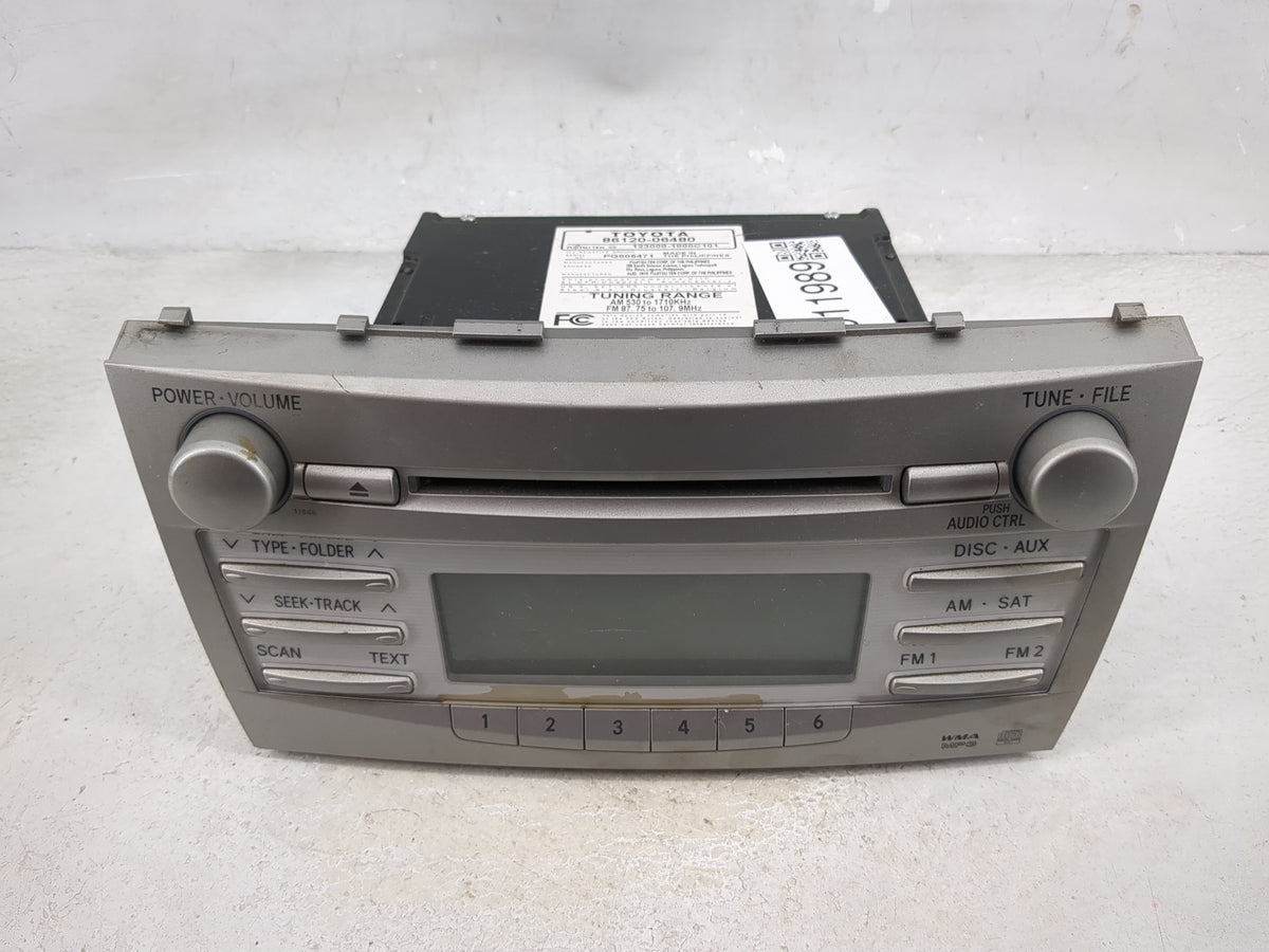 2010-2011 Toyota Camry Radio AM FM Cd Player Receiver Replacement P/N:86120-06480 123000-1800C101 Fits Fits 2010 2011 OEM Us
