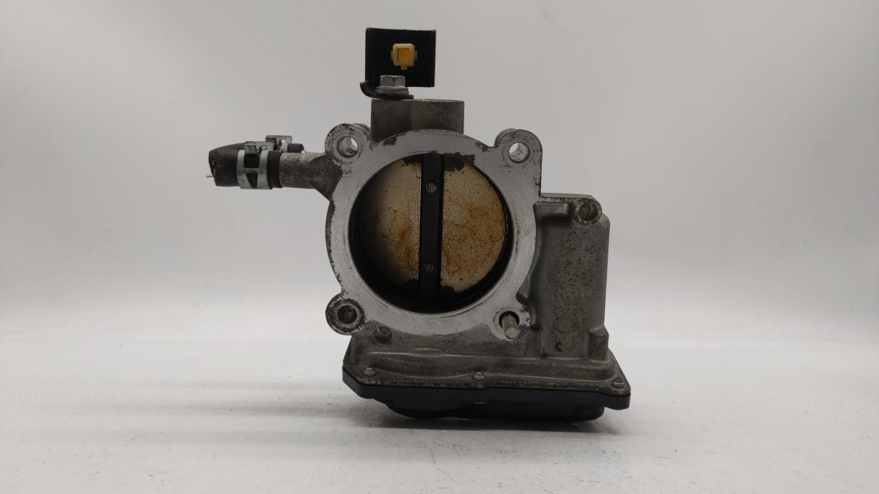 2010-2017 Toyota Camry Throttle Body P/N:22030-0V010 Fits Fits 2009 2010 2011 2012 2013 2014 2015 2016 2017 2018 OEM Used Au