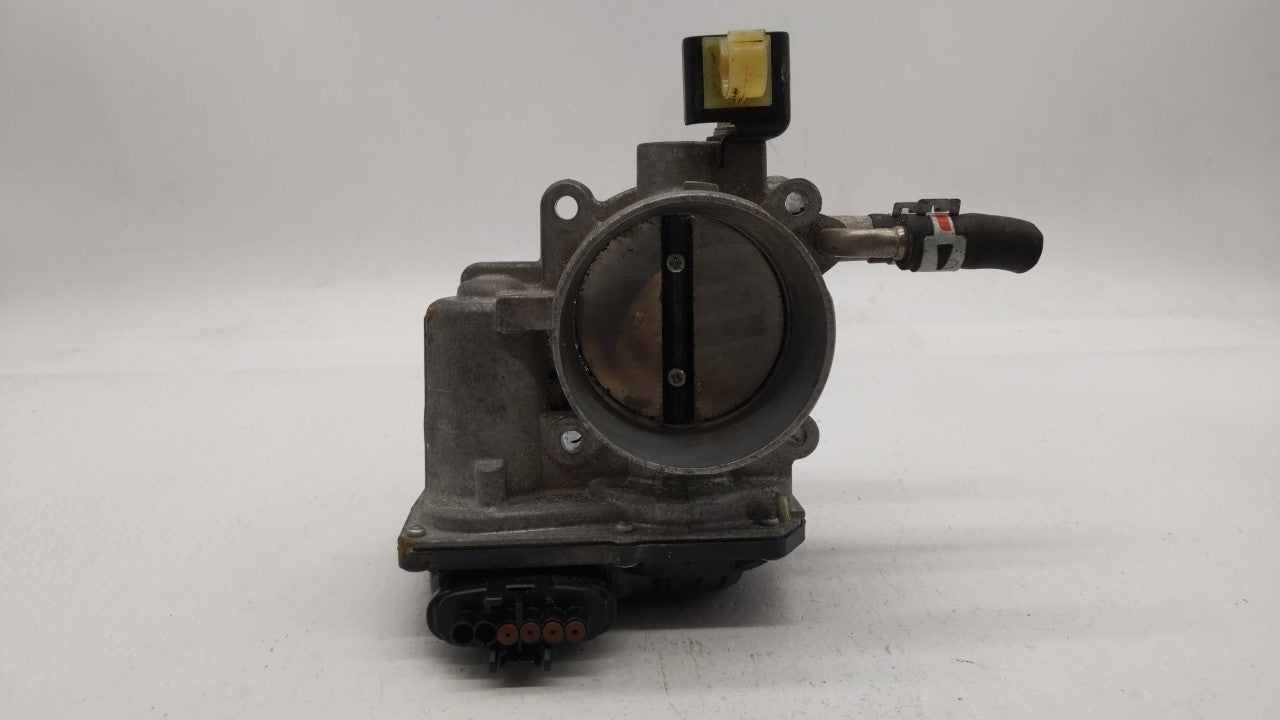 2010-2017 Toyota Camry Throttle Body P/N:22030-0V010 Fits Fits 2009 2010 2011 2012 2013 2014 2015 2016 2017 2018 OEM Used Au