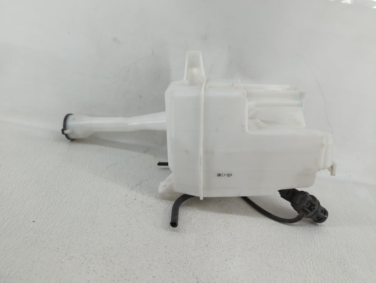 Toyota Camry Radiator Coolant Overflow Expansion Tank Bottle 344708 - Oemusedautoparts1.com
