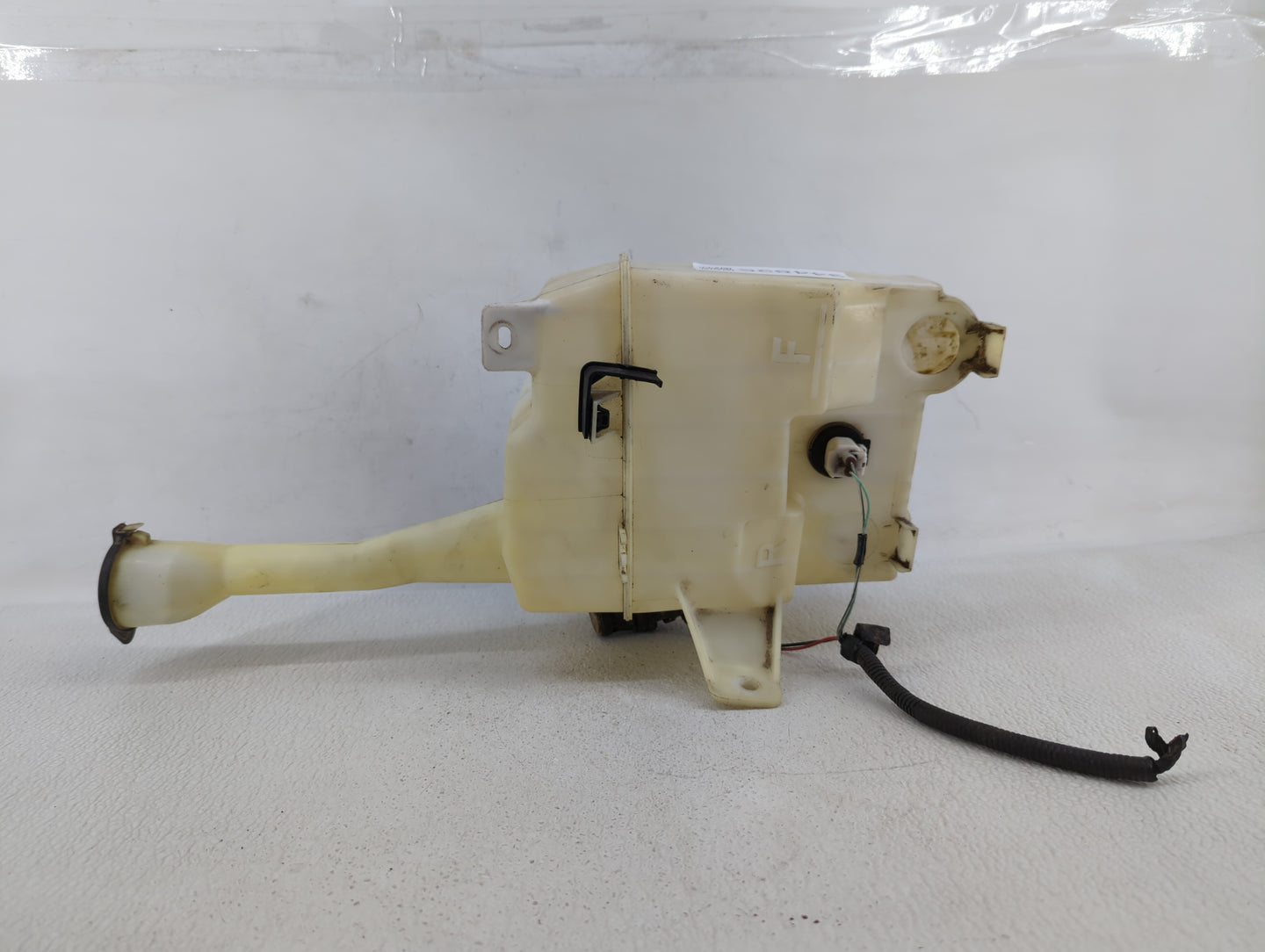 Toyota Camry Radiator Coolant Overflow Expansion Tank Bottle - Oemusedautoparts1.com