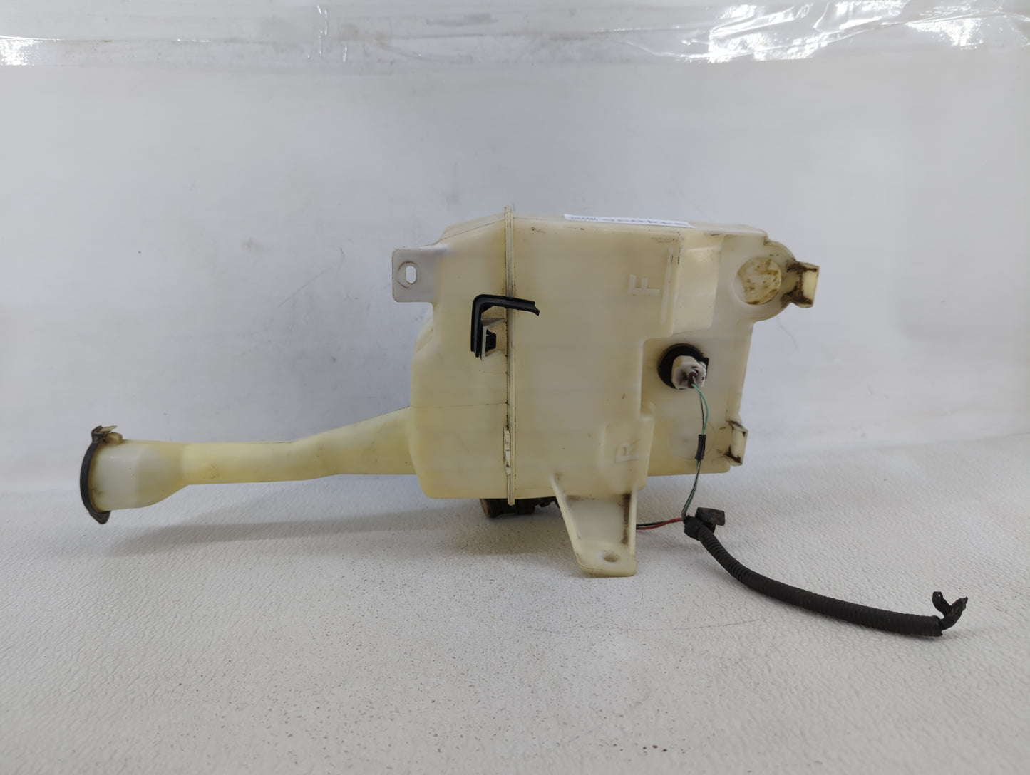 Toyota Camry Radiator Coolant Overflow Expansion Tank Bottle - Oemusedautoparts1.com