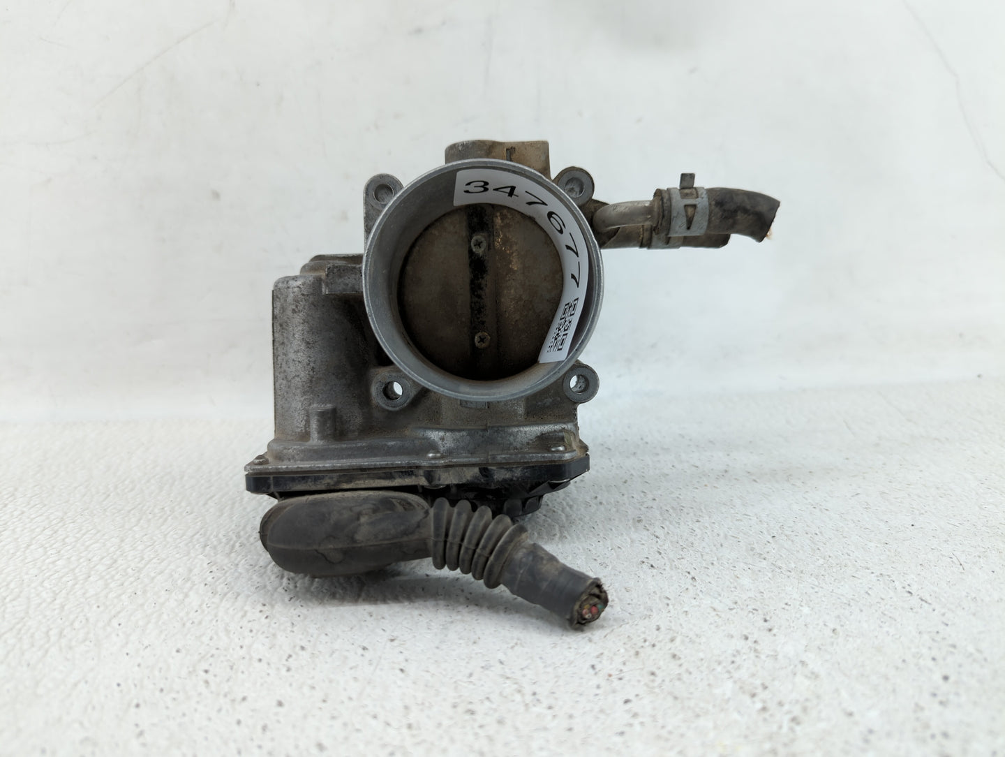 2010-2017 Toyota Camry Throttle Body P/N:22030-36010 22030-0V010 Fits Fits 2009 2010 2011 2012 2013 2014 2015 2016 2017 2018