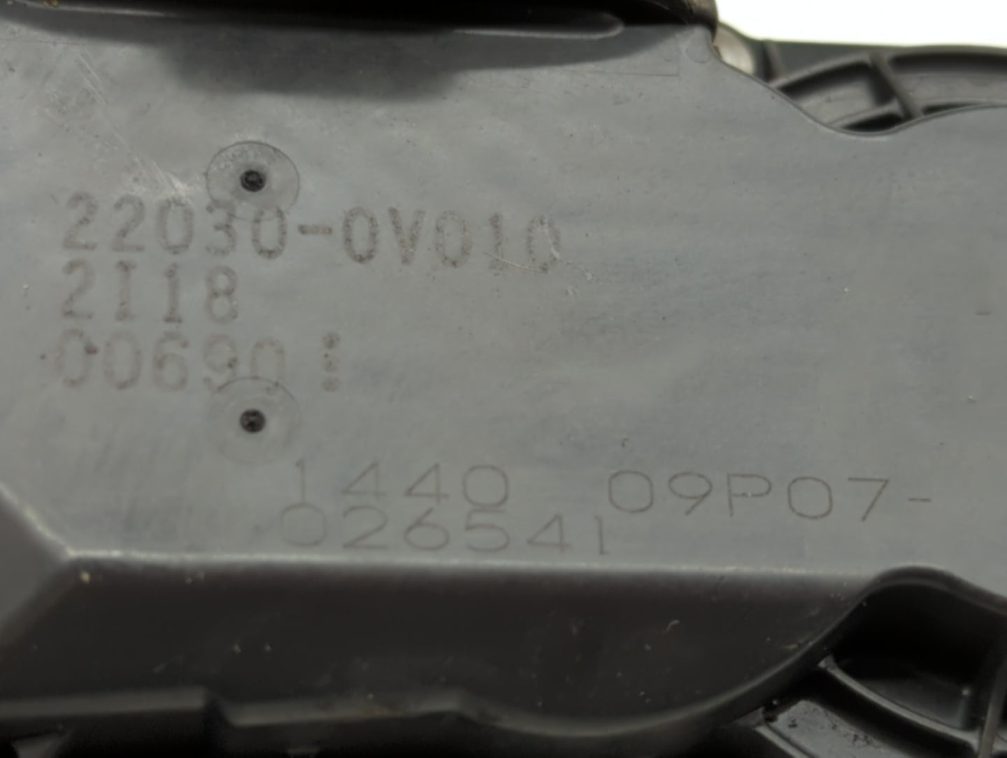 2010-2017 Toyota Camry Throttle Body P/N:22030-36010 22030-0V010 Fits Fits 2009 2010 2011 2012 2013 2014 2015 2016 2017 2018