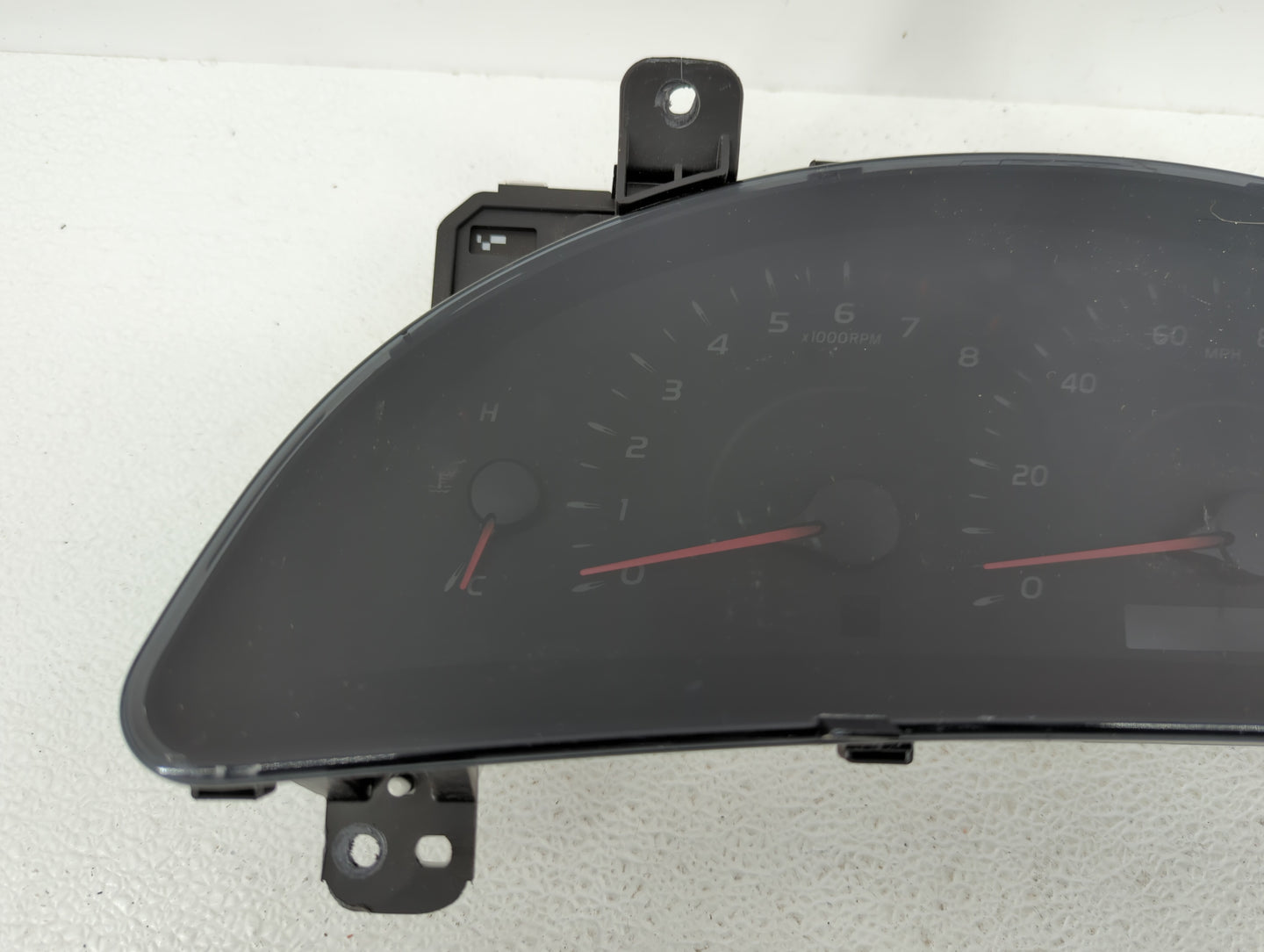 2010-2011 Toyota Camry Instrument Cluster Speedometer Gauges P/N:83800-06V10-00 83800-06V20 Fits Fits 2010 2011 OEM Used Aut